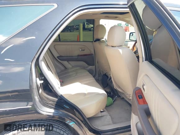 ✅ 2003 Lexus RX 300 • VIN: JTJGF10UX30160491 • Лот: 39899253. Опубликован ранее на IAAI с пробегом 190 971 миль. Бесплатный доступ к архиву аукционных продаж из США и подробный отчёт об истории автомобиля на DreamBid. Изображение 8.