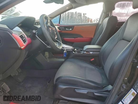 ✅ 2018 Honda Clarity • VIN: JHMZC5F11JC012250 • Лот: 93790105. Опубликован ранее на Copart с пробегом 68 370 миль. Бесплатный доступ к архиву аукционных продаж из США и подробный отчёт об истории автомобиля на DreamBid. Изображение 7.