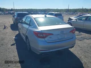 ✅ 2015 Hyundai Sonata Limited • VIN: 5NPE34AF1FH101292 • Lot: 43419380. Listed on IAAI with 87,124 mi. Free auction sales archive from the USA and detailed vehicle history report at DreamBid. Image 3.