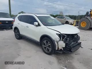 ✅ 2018 Nissan Rogue SV • VIN: 5N1AT2MV0JC755464 • Lot: 42896713. Wystawiony na IAAI z przebiegiem 51 351 mil. Bezpłatny archiwum sprzedaży aukcyjnych z USA i szczegółowy raport historii pojazdu na DreamBid. Zdjęcie 1.
