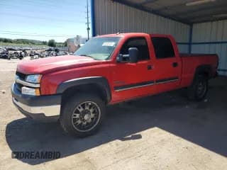✅ 2005 Chevrolet Silverado 2500HD LT • VIN: 1GCHK232X5F947007 • Lot: 63008705. Wystawiony na Copart z przebiegiem 372 469 mil. Bezpłatny archiwum sprzedaży aukcyjnych z USA i szczegółowy raport historii pojazdu na DreamBid. Zdjęcie 1.