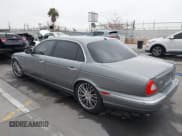 ✅ 2006 Jaguar XJ Vanden Plas • VIN: SAJWA82B76SH10941 • Лот: 42159262. Опубликован ранее на IAAI с пробегом 134 886 миль. Бесплатный доступ к архиву аукционных продаж из США и подробный отчёт об истории автомобиля на DreamBid. Изображение 3.