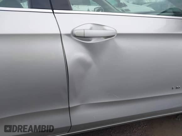 ✅ 2016 Chevrolet Impala LT • VIN: 2G1115S39G9148288 • Лот: 43589851. Опубликован ранее на IAAI с пробегом 174 076 миль. Бесплатный доступ к архиву аукционных продаж из США и подробный отчёт об истории автомобиля на DreamBid. Изображение 19.