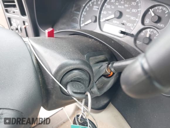 ✅ 2001 Chevrolet Suburban LS • VIN: 1GNEC16T11J314974 • Лот: 41750991. Опубликован ранее на IAAI с пробегом 203 657 миль. Бесплатный доступ к архиву аукционных продаж из США и подробный отчёт об истории автомобиля на DreamBid. Изображение 11.