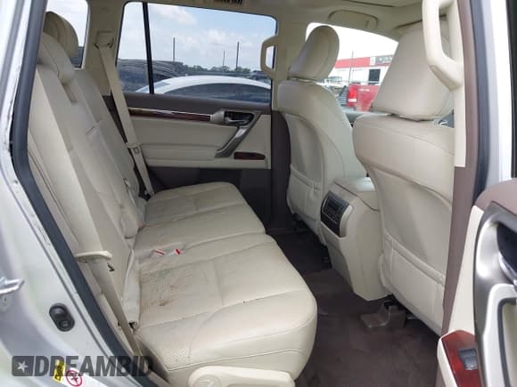 ✅ 2013 Lexus GX 460 • VIN: JTJBM7FX6D5054662 • Lot: 42517664. Listed on IAAI with 114,596 mi. Free auction sales archive from the USA and detailed vehicle history report at DreamBid. Image 8.