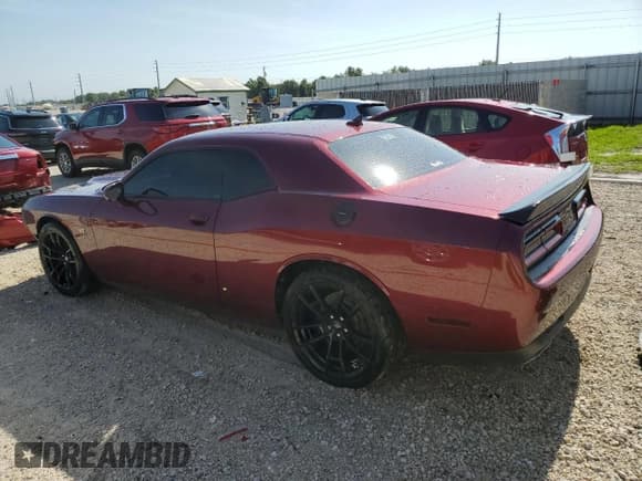 ✅ 2019 Dodge Challenger R/T Scat Pack • VIN: 2C3CDZFJ1KH574437 • Lot: 54644533. Wystawiony na Copart z przebiegiem 20 135 mil. Bezpłatny archiwum sprzedaży aukcyjnych z USA i szczegółowy raport historii pojazdu na DreamBid. Zdjęcie 2.