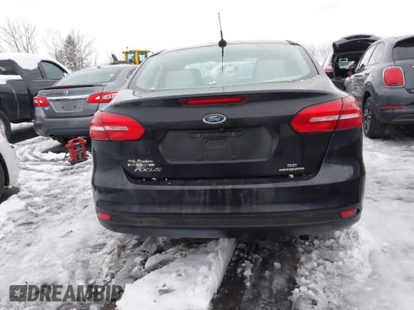 ✅ 2015 Ford Focus SE • VIN: 1FADP3F2XFL383305 • Lot: 43818240. Listed on IAAI with 135,148 mi. Free auction sales archive from the USA and detailed vehicle history report at DreamBid. Image 16.