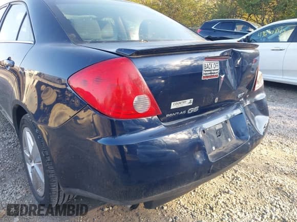 ✅ 2009 Pontiac G6 GT 1SA • VIN: 1G2ZH57NX94212543 • Lot: 43711225. Listed on IAAI with 184,429 mi. Free auction sales archive from the USA and detailed vehicle history report at DreamBid. Image 17.