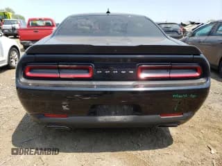 ✅ 2015 Dodge Challenger R/T Plus • VIN: 2C3CDZBTXFH889055 • Lot: 55486153. Wystawiony na Copart z przebiegiem 83 000 mil. Bezpłatny archiwum sprzedaży aukcyjnych z USA i szczegółowy raport historii pojazdu na DreamBid. Zdjęcie 6.