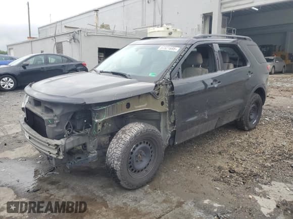 ✅ 2014 Ford Explorer • VIN: 1FM5K8B83EGC40090 • Lot: 57321695. Listed on Copart with 92,818 mi. Free auction sales archive from the USA and detailed vehicle history report at DreamBid. Image 1.