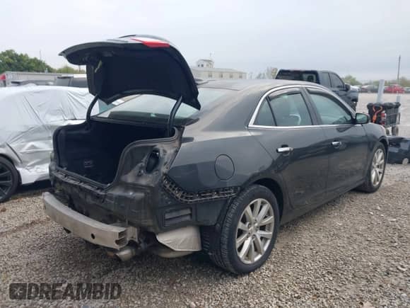 2016 Chevrolet Malibu LTZ z VIN 1G11E5SAXGU120067, wystawiony jako IAAI lot #43451120 z przebiegiem 124 552 mil mil oraz . Historia ofert i sprzedaży dostępna na DreamBid. Obrazek 4.