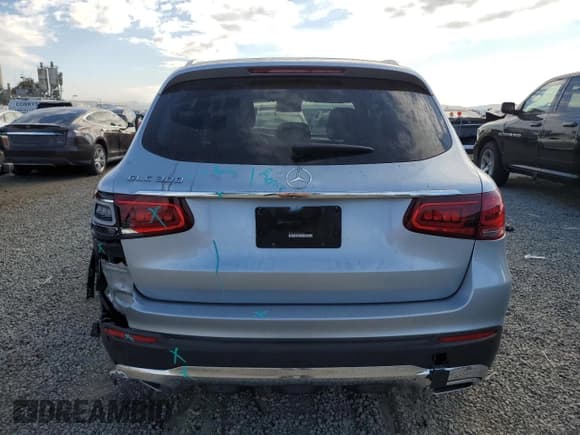 ✅ 2022 Mercedes-Benz GLC 300 • VIN: W1N0G8DB7NG107205 • Лот: 92597055. Опубликован ранее на Copart с пробегом 60 455 миль. Бесплатный доступ к архиву аукционных продаж из США и подробный отчёт об истории автомобиля на DreamBid. Изображение 6.