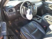 ✅ 2013 Chevrolet Suburban LT • VIN: 1GNSKJE78DR282704 • Lot: 81809584. Wystawiony na Copart z przebiegiem Nie podano. Bezpłatny archiwum sprzedaży aukcyjnych z USA i szczegółowy raport historii pojazdu na DreamBid. Zdjęcie 8.