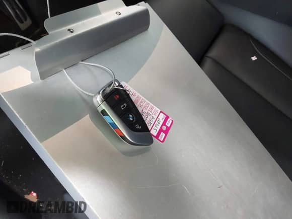 2020 BMW 3 Series 330i xDrive с VIN WBA5R7C07LFH41232, выставлен на аукционе IAAI как лот 42254792 с пробегом 47 907 миль миль и . История ставок и продаж доступна на DreamBid. Изображение 11.