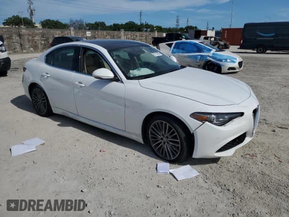 ✅ 2020 Alfa Romeo Giulia Ti Sport • VIN: ZARFANBN4L7633583 • Лот: 67151925. Опубликован ранее на Copart с пробегом 31 984 миль. Бесплатный доступ к архиву аукционных продаж из США и подробный отчёт об истории автомобиля на DreamBid. Изображение 4.