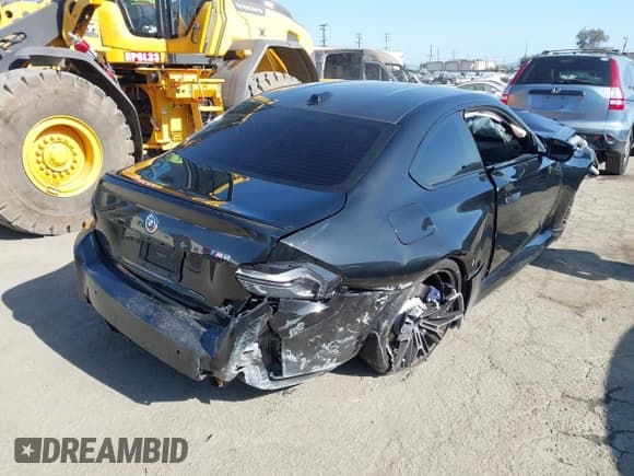 ✅ 2023 BMW M2 • VIN: 3MF13DM05P8D30520 • Lot: 42264719. Listed on IAAI with 23,612 mi. Free auction sales archive from the USA and detailed vehicle history report at DreamBid. Image 4.