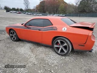 ✅ 2013 Dodge Challenger R/T Classic • VIN: 2C3CDYBT9DH733726 • Lot: 81137644. Wystawiony na Copart z przebiegiem 154 437 mil. Bezpłatny archiwum sprzedaży aukcyjnych z USA i szczegółowy raport historii pojazdu na DreamBid. Zdjęcie 2.