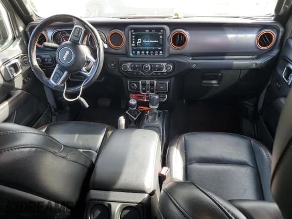 ✅ 2021 Jeep Gladiator Mojave • VIN: 1C6JJTEG5ML569107 • Лот: 81690985. Опубликован ранее на Copart с пробегом 34 598 миль. Бесплатный доступ к архиву аукционных продаж из США и подробный отчёт об истории автомобиля на DreamBid. Изображение 8.