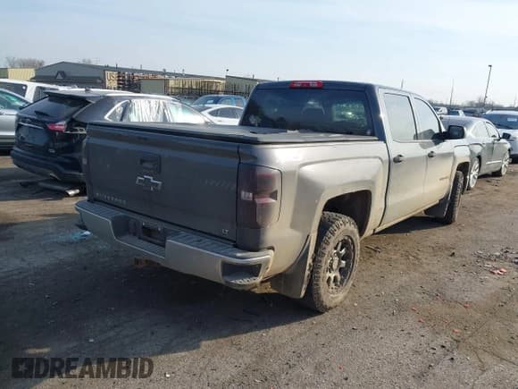 ✅ 2014 Chevrolet Silverado 1500 LT • VIN: 3GCUKREC5EG520698 • Lot: 41802165. Wystawiony na IAAI z przebiegiem 191 697 mil. Bezpłatny archiwum sprzedaży aukcyjnych z USA i szczegółowy raport historii pojazdu na DreamBid. Zdjęcie 4.