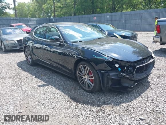 ✅ 2019 Maserati Ghibli S Q4 • VIN: ZAM57YTA5K1308522 • Лот: 42771350. Опубликован ранее на IAAI с пробегом 21 909 миль. Бесплатный доступ к архиву аукционных продаж из США и подробный отчёт об истории автомобиля на DreamBid. Изображение 1.