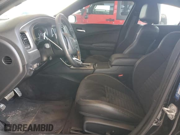 ✅ 2018 Dodge Charger R/T Scat Pack • VIN: 2C3CDXGJ5JH129460 • Lot: 69121175. Listed on Copart with 5,798 mi. Free auction sales archive from the USA and detailed vehicle history report at DreamBid. Image 7.