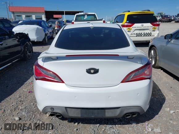✅ 2015 Hyundai Genesis Coupe R-Spec • VIN: KMHHU6KJ8FU130878 • Lot: 41815856. Wystawiony na IAAI z przebiegiem 118 678 mil. Bezpłatny archiwum sprzedaży aukcyjnych z USA i szczegółowy raport historii pojazdu na DreamBid. Zdjęcie 16.