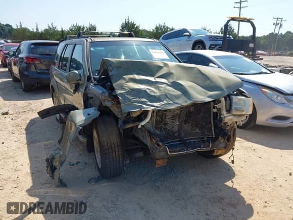 ✅ 2001 Infiniti QX4 Luxury • VIN: JNRDR09XX1W200423 • Lot: 43016251. Wystawiony na IAAI z przebiegiem 231 346 mil. Bezpłatny archiwum sprzedaży aukcyjnych z USA i szczegółowy raport historii pojazdu na DreamBid. Zdjęcie 6.