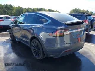 ✅ 2020 Tesla Model X Long Range • VIN: 5YJXCDE25LF301862 • Лот: 43392506. Опубликован ранее на IAAI с пробегом 47 070 миль. Бесплатный доступ к архиву аукционных продаж из США и подробный отчёт об истории автомобиля на DreamBid. Изображение 3.