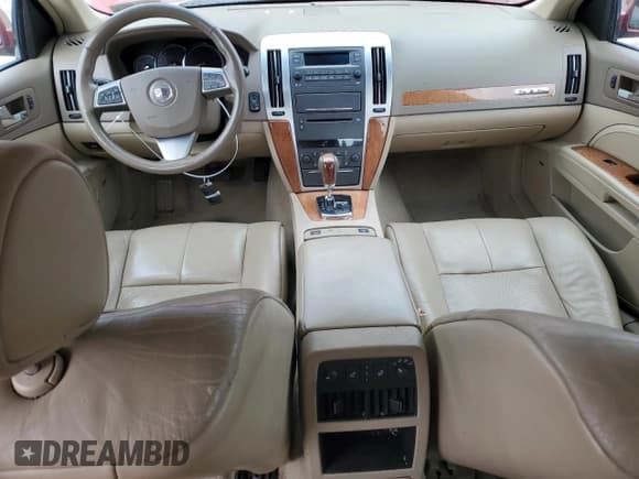 ✅ 2008 Cadillac STS RWD • VIN: 1G6DW67V780111292 • Lot: 45996605. Wystawiony na Copart z przebiegiem 86 310 mil. Bezpłatny archiwum sprzedaży aukcyjnych z USA i szczegółowy raport historii pojazdu na DreamBid. Zdjęcie 8.