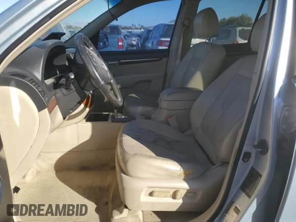 ✅ 2007 Hyundai Santa Fe SE • VIN: 5NMSH13E87H068572 • Лот: 80250974. Опубликован ранее на Copart с пробегом Не указан. Бесплатный доступ к архиву аукционных продаж из США и подробный отчёт об истории автомобиля на DreamBid. Изображение 7.