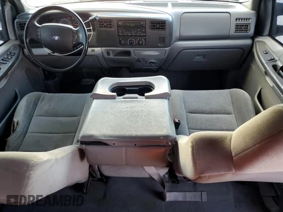 ✅ 2004 Ford F-250 XL • VIN: 1FTNW20P14EA95688 • Lot: 46783915. Wystawiony na Copart z przebiegiem 423 568 mil. Bezpłatny archiwum sprzedaży aukcyjnych z USA i szczegółowy raport historii pojazdu na DreamBid. Zdjęcie 8.