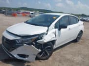 ✅ 2024 Nissan Versa SR • VIN: 3N1CN8FV3RL840308 • Лот: 42905349. Опубликован ранее на IAAI с пробегом 11 389 миль. Бесплатный доступ к архиву аукционных продаж из США и подробный отчёт об истории автомобиля на DreamBid. Изображение 6.