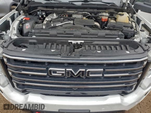 ✅ 2021 GMC Sierra 2500HD AT4 • VIN: 1GT49PEYXMF115643 • Lot: 92095675. Wystawiony na Copart z przebiegiem 122 306 mil. Bezpłatny archiwum sprzedaży aukcyjnych z USA i szczegółowy raport historii pojazdu na DreamBid. Zdjęcie 11.