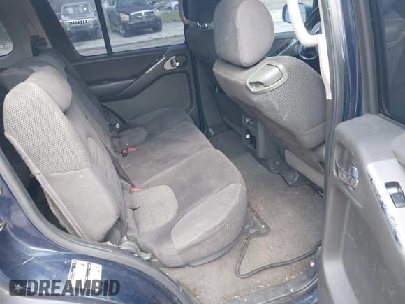 ✅ 2006 Nissan Pathfinder SE • VIN: 5N1AR18U16C658338 • Lot: 42180374. Listed on IAAI with 169,887 mi. Free auction sales archive from the USA and detailed vehicle history report at DreamBid. Image 8.