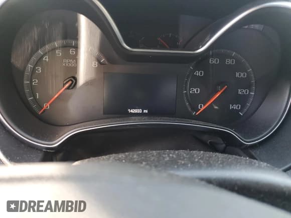 ✅ 2019 Chevrolet Impala Premier • VIN: 1G1105S36KU110113 • Lot: 90852735. Wystawiony na Copart z przebiegiem 142 933 mil. Bezpłatny archiwum sprzedaży aukcyjnych z USA i szczegółowy raport historii pojazdu na DreamBid. Zdjęcie 9.