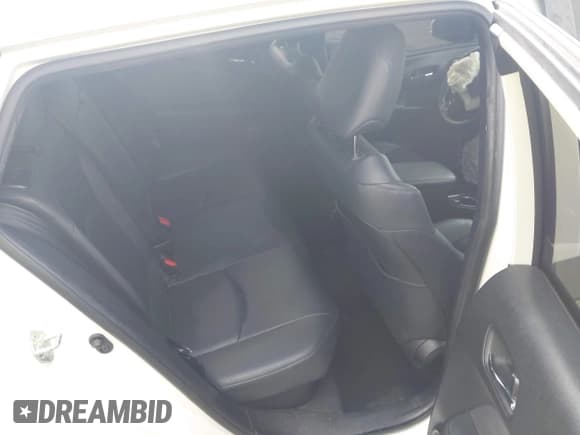 ✅ 2020 Toyota Prius LE • VIN: JTDL9RFUXL3018770 • Lot: 43757305. Wystawiony na IAAI z przebiegiem 112 795 mil. Bezpłatny archiwum sprzedaży aukcyjnych z USA i szczegółowy raport historii pojazdu na DreamBid. Zdjęcie 8.