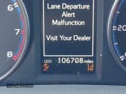 ✅ 2017 Toyota RAV4 LE • VIN: 2T3BFREV7HW547628 • Lot: 43661684. Wystawiony na IAAI z przebiegiem 106 708 mil. Bezpłatny archiwum sprzedaży aukcyjnych z USA i szczegółowy raport historii pojazdu na DreamBid. Zdjęcie 15.