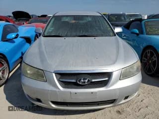 ✅ 2007 Hyundai Sonata SE • VIN: 5NPEU46F27H254349 • Лот: 76411484. Опубликован ранее на Copart с пробегом Не указан. Бесплатный доступ к архиву аукционных продаж из США и подробный отчёт об истории автомобиля на DreamBid. Изображение 5.