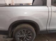 ✅ 2022 Honda Ridgeline Sport • VIN: 5FPYK3F13NB003828 • Lot: 41235032. Wystawiony na IAAI z przebiegiem 40 048 mil. Bezpłatny archiwum sprzedaży aukcyjnych z USA i szczegółowy raport historii pojazdu na DreamBid. Zdjęcie 6.