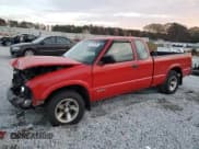 ✅ 2001 Chevrolet S-10 LS • VIN: 1GCCS19WX18256959 • Лот: 82774284. Опубликован ранее на Copart с пробегом 204 110 миль. Бесплатный доступ к архиву аукционных продаж из США и подробный отчёт об истории автомобиля на DreamBid. Изображение 1.