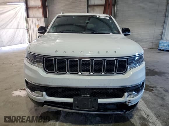 ✅ 2023 Jeep Wagoneer Series III • VIN: 1C4SJSDP1PS579586 • Lot: 74840304. Wystawiony na Copart z przebiegiem 37 191 mil. Bezpłatny archiwum sprzedaży aukcyjnych z USA i szczegółowy raport historii pojazdu na DreamBid. Zdjęcie 5.