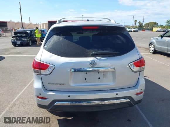 ✅ 2015 Nissan Pathfinder SV • VIN: 5N1AR2MN3FC673671 • Lot: 43863527. Wystawiony na IAAI z przebiegiem 113 786 mil. Bezpłatny archiwum sprzedaży aukcyjnych z USA i szczegółowy raport historii pojazdu na DreamBid. Zdjęcie 16.