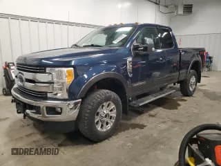 ✅ 2017 Ford F-350 Lariat • VIN: 1FT8X3BT5HEE16468 • Lot: 57251455. Wystawiony na Copart z przebiegiem 92 951 mil. Bezpłatny archiwum sprzedaży aukcyjnych z USA i szczegółowy raport historii pojazdu na DreamBid. Zdjęcie 1.