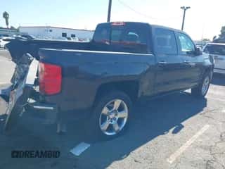 2016 Chevrolet Silverado 1500 LT с VIN 3GCPCREC5GG124235, выставлен на аукционе IAAI как лот 43246919 с пробегом 62 343 миль миль и . История ставок и продаж доступна на DreamBid. Изображение 4.