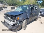 ✅ 2022 Jeep Renegade Limited • VIN: ZACNJDD1XNPN71734 • Lot: 43334875. Wystawiony na IAAI z przebiegiem 25 790 mil. Bezpłatny archiwum sprzedaży aukcyjnych z USA i szczegółowy raport historii pojazdu na DreamBid. Zdjęcie 6.