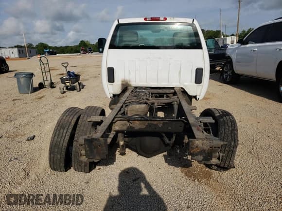 ✅ 2014 Chevrolet Silverado 1500 • VIN: 1GB3CZC8XEF133366 • Lot: 51223124. Wystawiony na Copart z przebiegiem Nie podano. Bezpłatny archiwum sprzedaży aukcyjnych z USA i szczegółowy raport historii pojazdu na DreamBid. Zdjęcie 6.