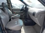 ✅ 2000 Oldsmobile Silhouette • VIN: 1GHDX13E3YD317277 • Lot: 42058474. Wystawiony na IAAI z przebiegiem 203 195 mil. Bezpłatny archiwum sprzedaży aukcyjnych z USA i szczegółowy raport historii pojazdu na DreamBid. Zdjęcie 5.