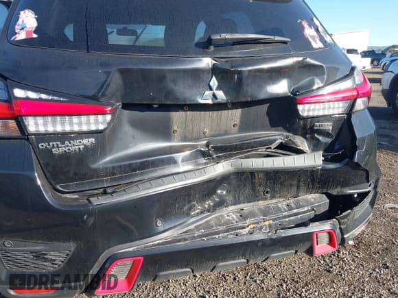 ✅ 2020 Mitsubishi Outlander ES • VIN: JA4AP3AU4LU027275 • Lot: 43505324. Wystawiony na IAAI z przebiegiem 75 797 mil. Bezpłatny archiwum sprzedaży aukcyjnych z USA i szczegółowy raport historii pojazdu na DreamBid. Zdjęcie 6.