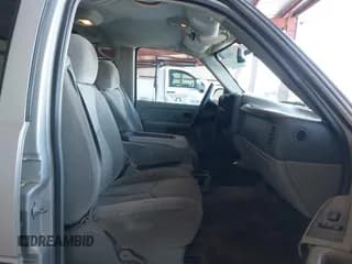 ✅ 2005 Chevrolet Tahoe Special Service • VIN: 1GNEK13V85J140710 • Лот: 41674720. Опубликован ранее на IAAI с пробегом 272 431 миль. Бесплатный доступ к архиву аукционных продаж из США и подробный отчёт об истории автомобиля на DreamBid. Изображение 5.