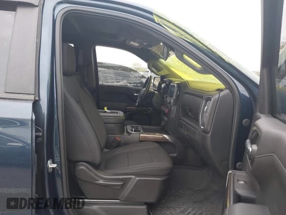 ✅ 2022 Chevrolet Silverado 1500 LT Trail Boss • VIN: 1GCPYFED7NZ188749 • Lot: 41905503. Wystawiony na IAAI z przebiegiem 49 383 mil. Bezpłatny archiwum sprzedaży aukcyjnych z USA i szczegółowy raport historii pojazdu na DreamBid. Zdjęcie 5.